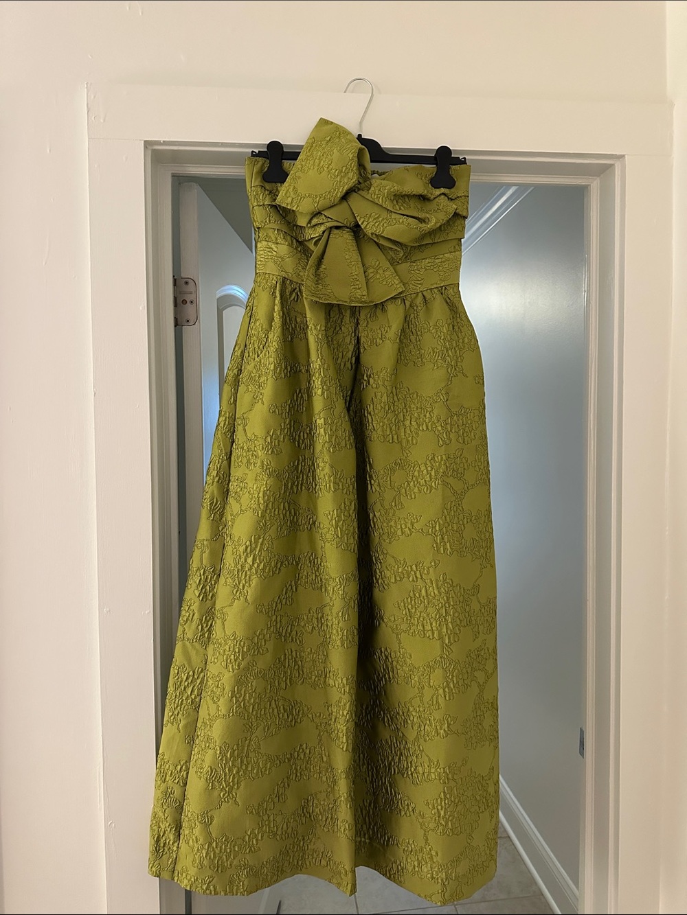 Tuckernuck Brocade Metallic Strapless Kathleen Gown - Picture 5 of 7